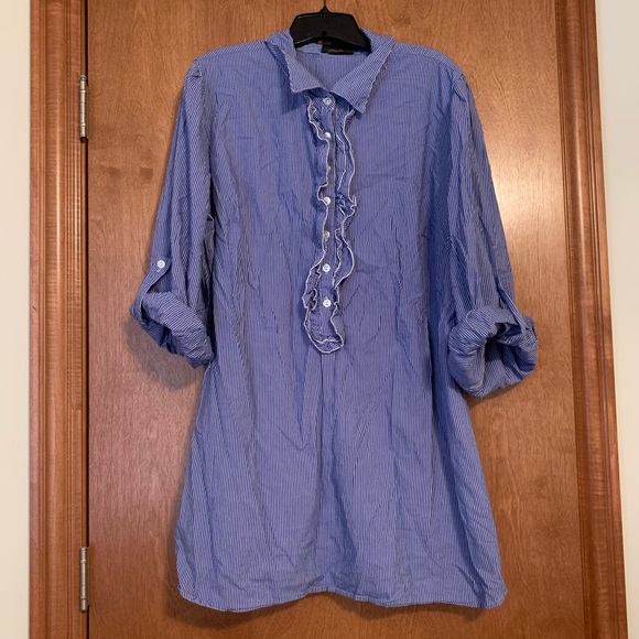 Lane Bryant Tops - Blue and white pin stripe tunic length blouse!
